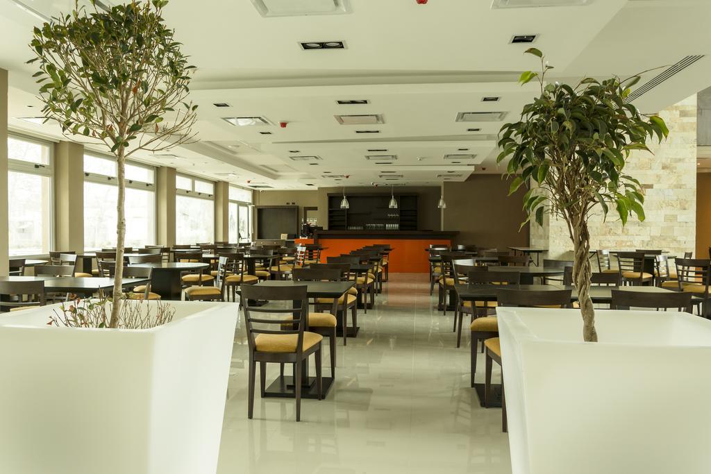 内乌肯豪生国际酒店集团 Neuquén 外观 照片